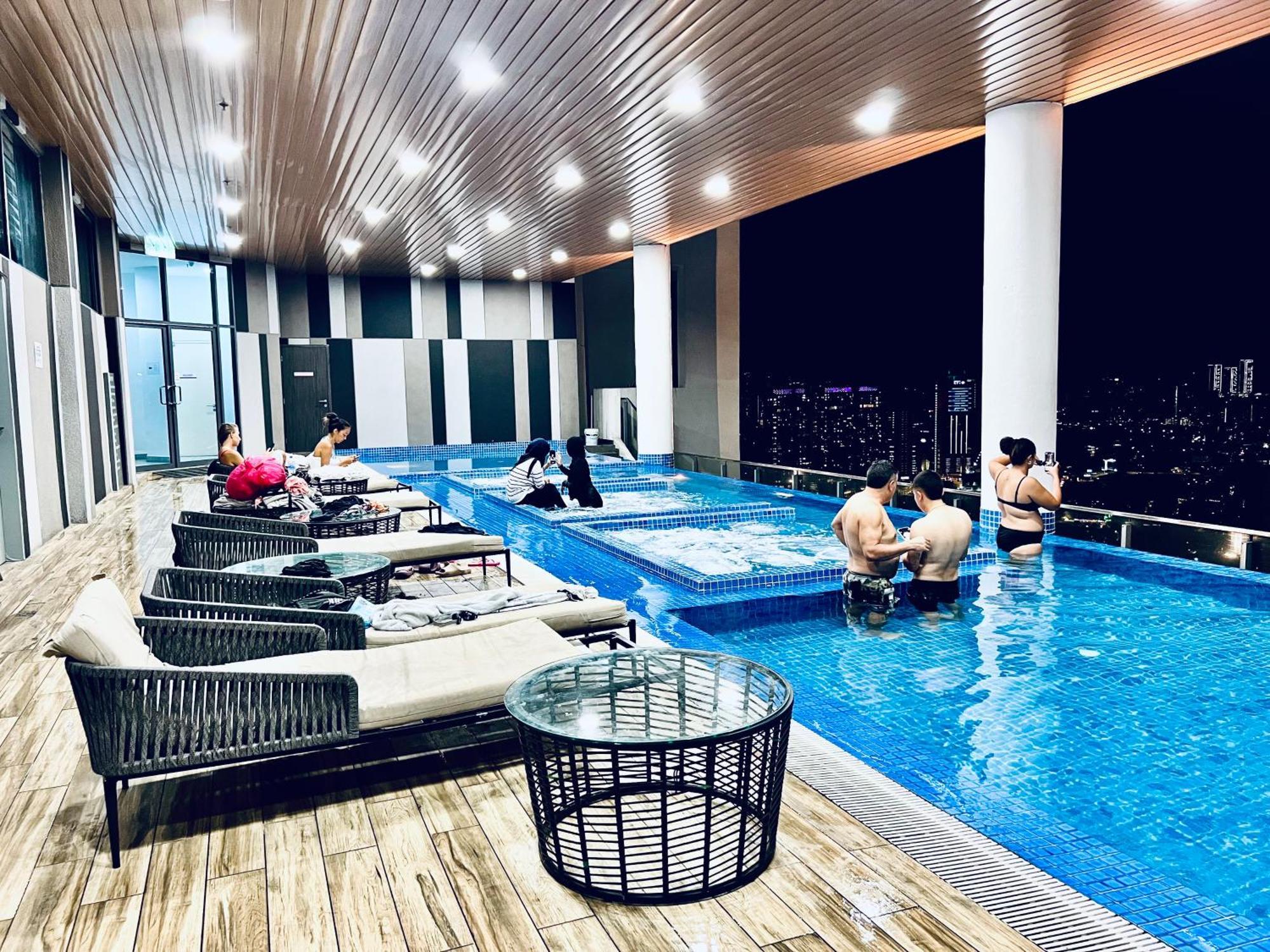 The Infinitum Kualalumpur Skypool Hotel クアラルンプール エクステリア 写真